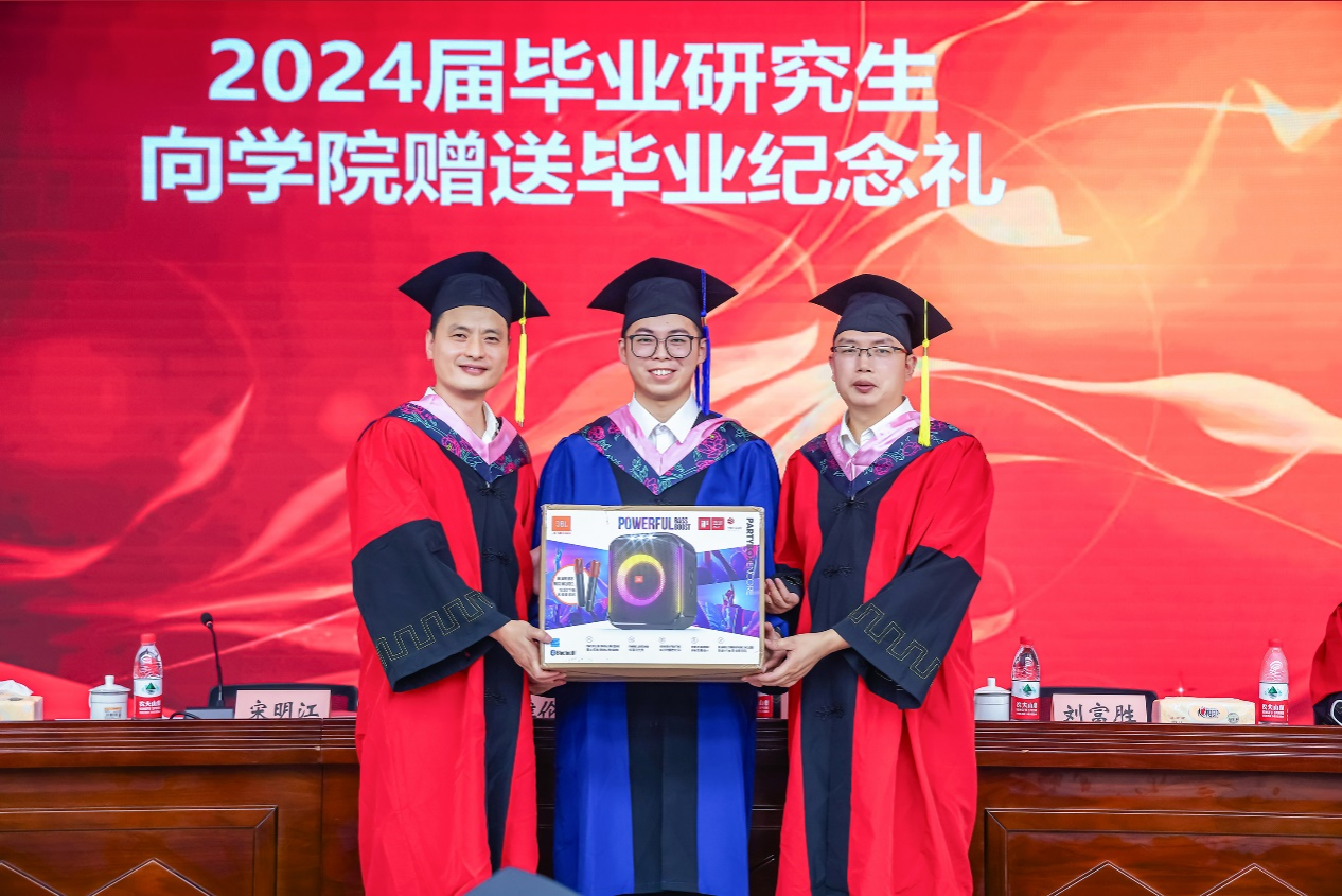 图片10.png